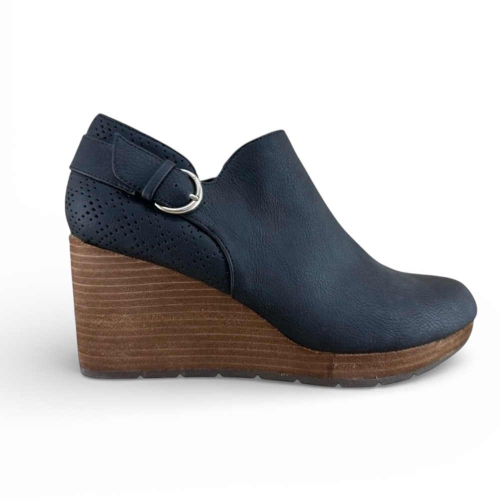 Dr. Scholl’s Wynter Women’s Faux Leather Buckle Wedge Heels